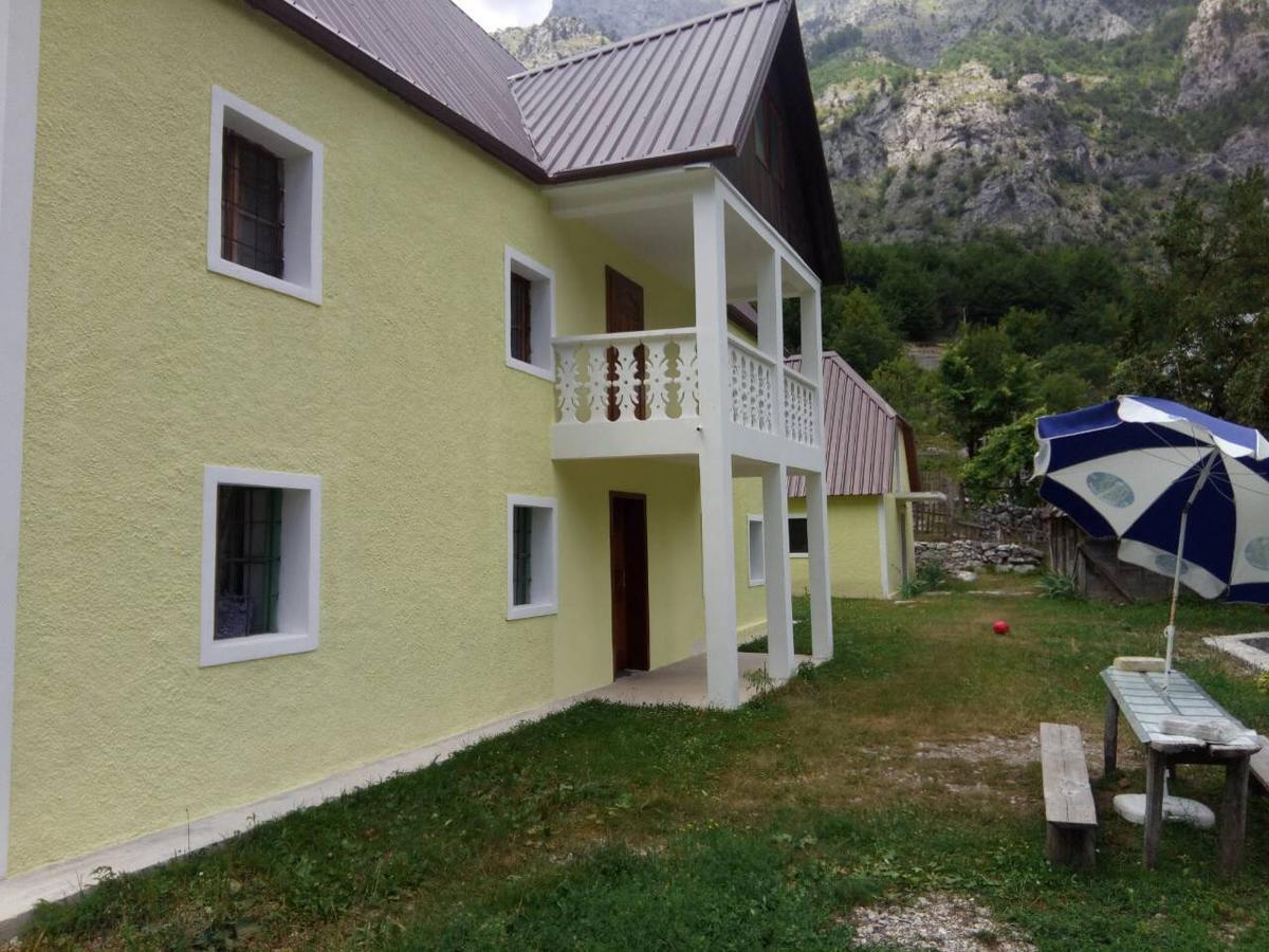 Bujtina Ahmetaj Villa Valbone Bagian luar foto